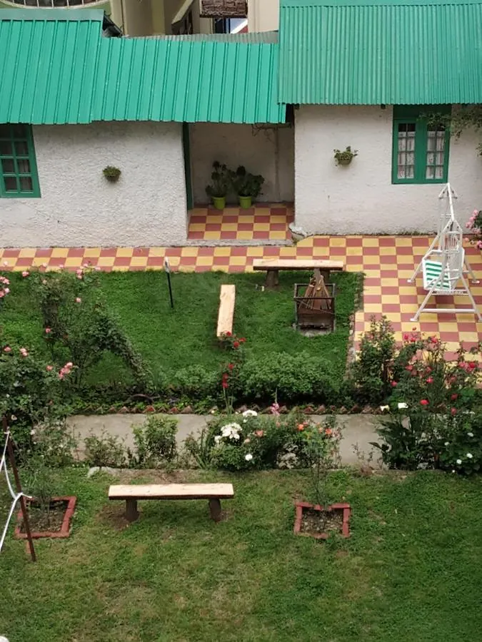 Garden Cottages Shimla Bed & Breakfast